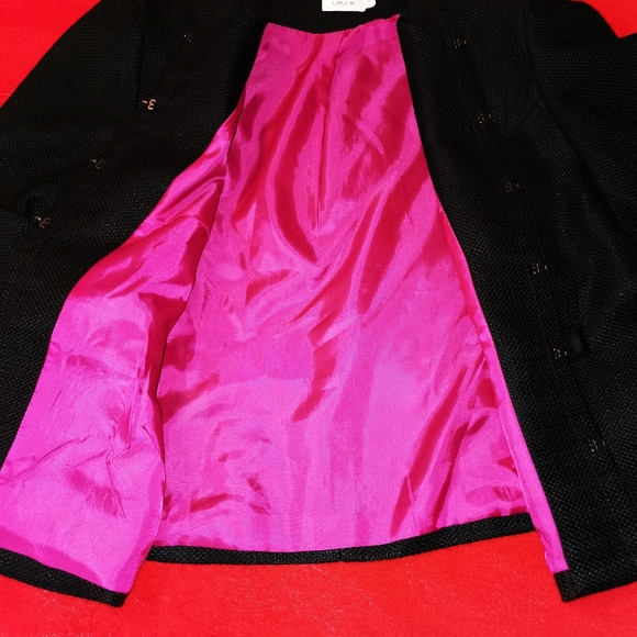 Womans waist coat - Picture 4 of 4